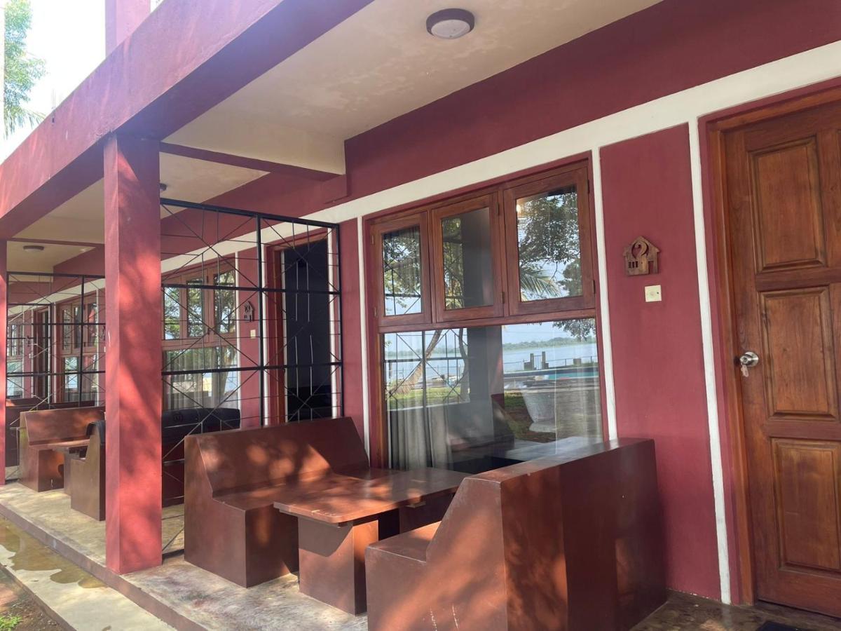 Hotel Lake Park Polonnaruwa Zewnętrze zdjęcie